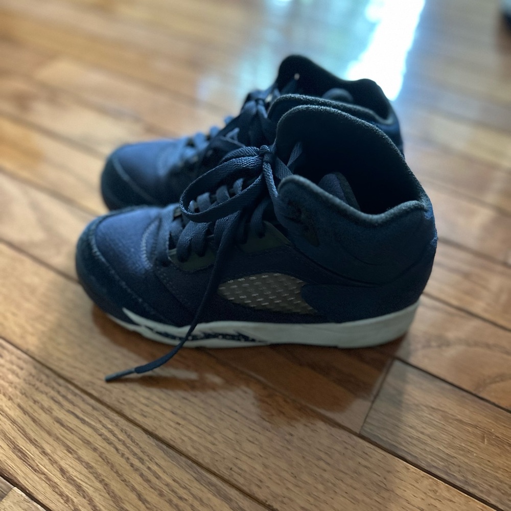 Jordan 5 High Top Shoes; sz 1 Boys